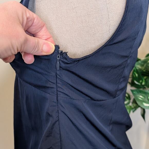 GAP Maternity Sleeveless Black Crossover V-Neck Pintuck Dress Size Small - Picture 3 of 7